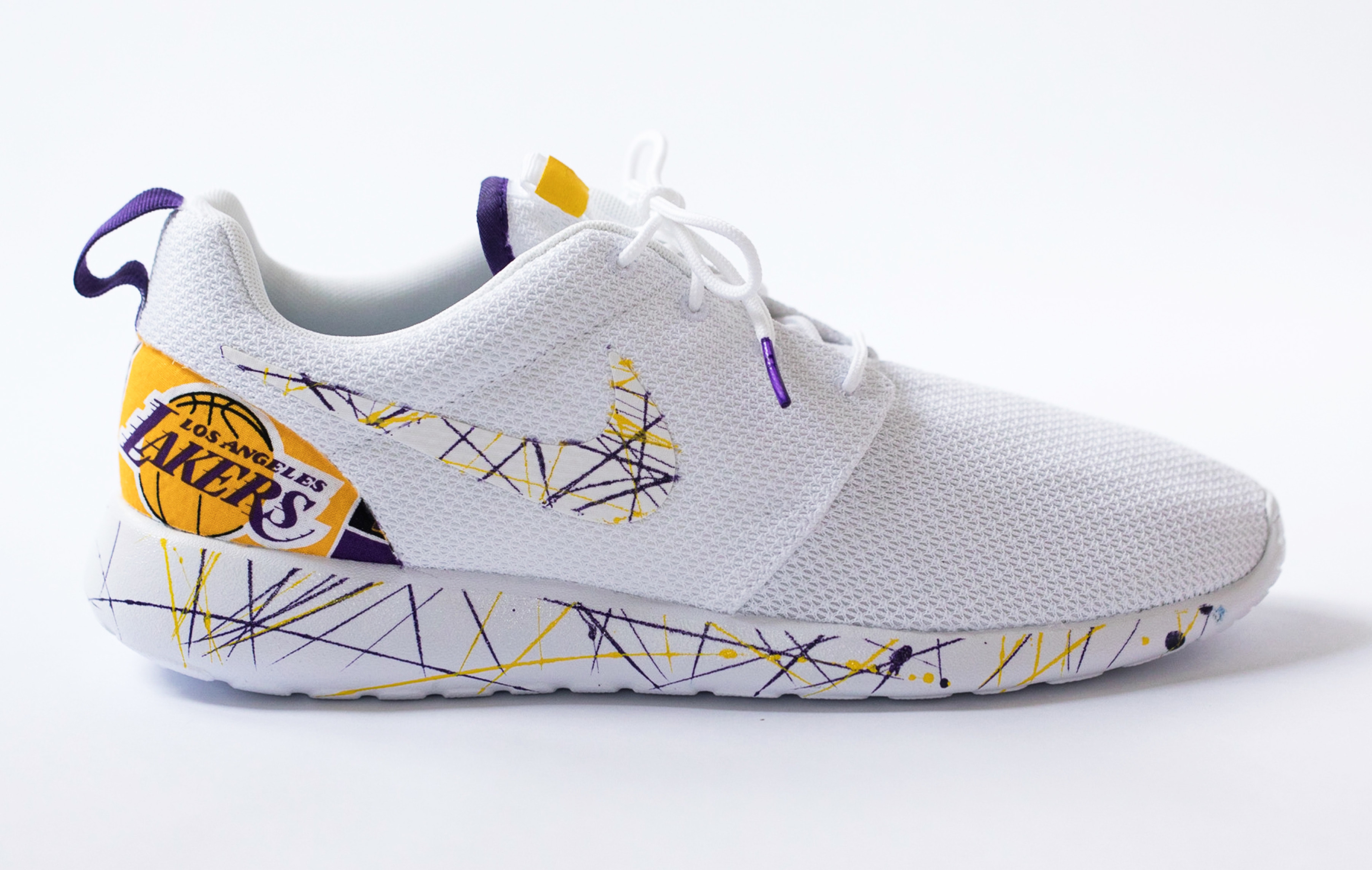 lakers tennis shoes